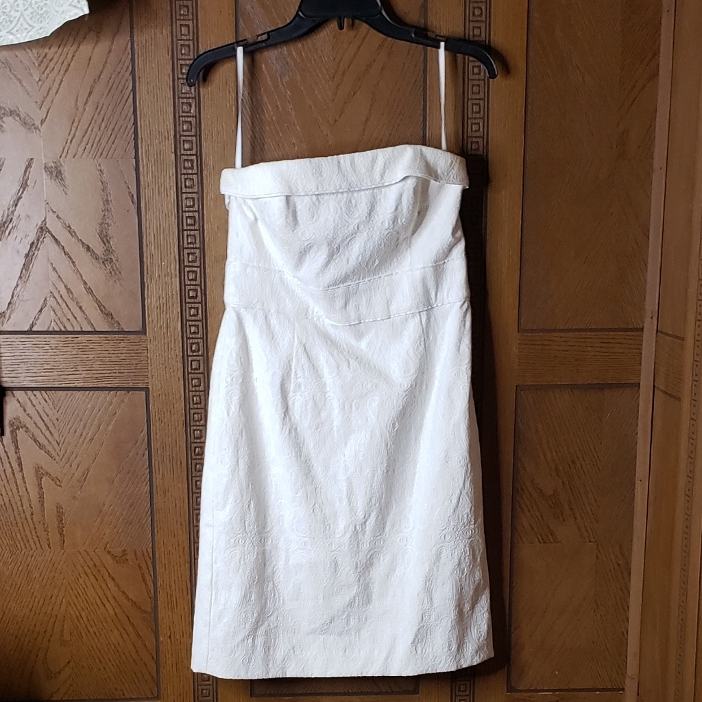White House Black Market Strapless White Dress